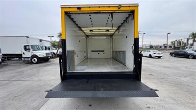 2016 GMC Savana Commercial Cutaway Van Cab-Chassis 2D   - Photo 14 - San Jacinto, CA 92583