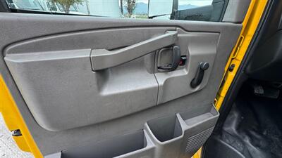 2016 GMC Savana Commercial Cutaway Van Cab-Chassis 2D   - Photo 7 - San Jacinto, CA 92583