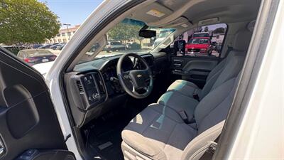 2019 Chevrolet Silverado 2500 - Photo 3 - San Jacinto, CA 92583