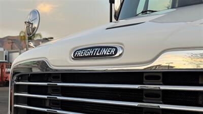 2019 Freightliner M2 103  24 ft BOX TRUCK - Photo 20 - San Jacinto, CA 92583