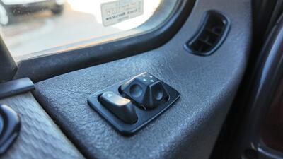 2017 Freightliner M2 106  26 ft BOX TRUCK - Photo 6 - San Jacinto, CA 92583