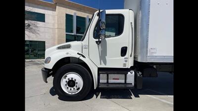 2015 Freightliner M2 106   - Photo 5 - San Jacinto, CA 92583