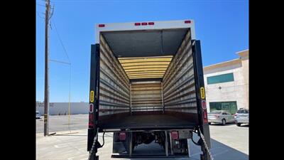 2015 Freightliner M2 106   - Photo 26 - San Jacinto, CA 92583