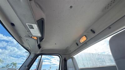 2015 Freightliner M2 CAB AND CHASSIS  HIDRAULIC BRAKES - Photo 5 - San Jacinto, CA 92583