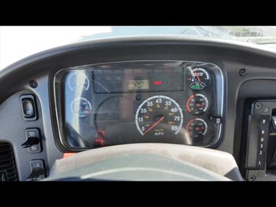 2015 Freightliner M2 106  26 ft BOX TRUCK - Photo 9 - San Jacinto, CA 92583