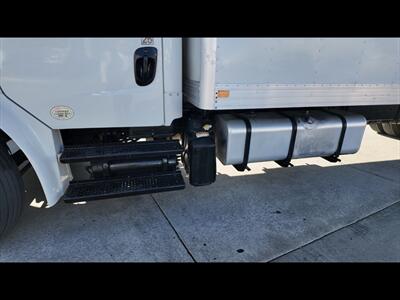 2015 Freightliner M2 106  26 ft BOX TRUCK - Photo 3 - San Jacinto, CA 92583