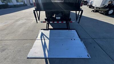 2016 Freightliner M2 106 26 ft BOX TRUCK - Photo 17 - San Jacinto, CA 92583