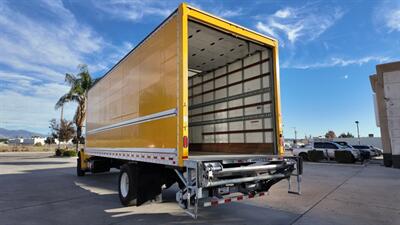 2019 Freightliner M2 106  26FT BOX TRUCK - Photo 19 - San Jacinto, CA 92583