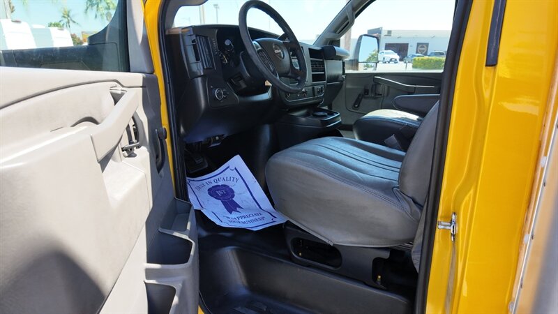 2016 GMC Savana 3500  MECHANICS SERVICE VAN