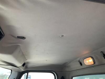 2019 Freightliner M2 106  26 ft BOX TRUCK - Photo 6 - San Jacinto, CA 92583