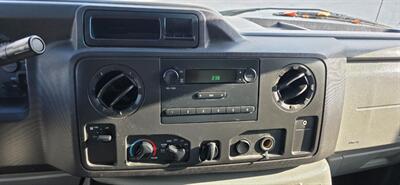 2019 Ford E350 Super Duty Cutaway Cutaway Van 2D  16 FT BOX TRUCK - Photo 4 - San Jacinto, CA 92583