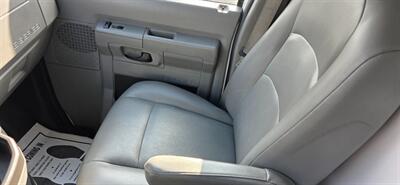 2019 Ford E350 Super Duty Cutaway Cutaway Van 2D  16 FT BOX TRUCK - Photo 5 - San Jacinto, CA 92583