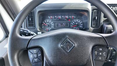 2020 International MV607 106  26 ft BOX TRUCK - Photo 11 - San Jacinto, CA 92583
