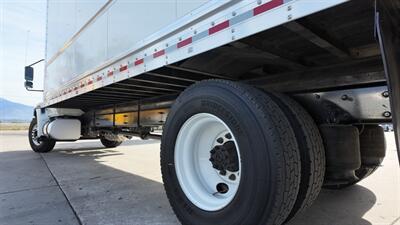 2020 International MV607 106  26 ft BOX TRUCK - Photo 18 - San Jacinto, CA 92583