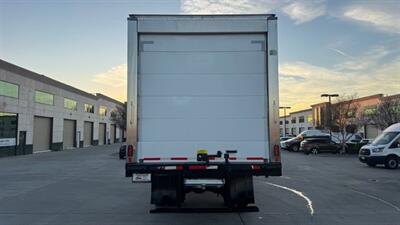 2019 Freightliner M2 106  26 ft REEFER BOX TRUCK - Photo 8 - San Jacinto, CA 92583