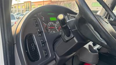 2019 Freightliner M2 106  26 ft REEFER BOX TRUCK - Photo 5 - San Jacinto, CA 92583