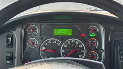 2019 Freightliner M2 106  26 ft REEFER BOX TRUCK - Photo 2 - San Jacinto, CA 92583