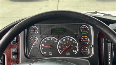 2019 Freightliner M2 106  26 MOVING BOX TRUCK - Photo 4 - San Jacinto, CA 92583