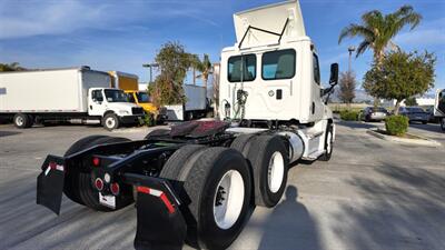 2015 Freightliner CASCADIA CA125DC  12.8L I6 CRDI Diesel - Photo 23 - San Jacinto, CA 92583