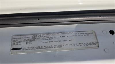 2015 Freightliner CASCADIA CA125DC  12.8L I6 CRDI Diesel - Photo 18 - San Jacinto, CA 92583