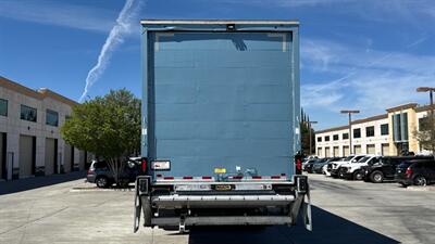 2019 Freightliner M2 106 28 ft BOX TRUCK - Photo 20 - San Jacinto, CA 92583