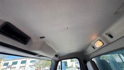 2019 Freightliner M2 106 28 ft BOX TRUCK - Photo 6 - San Jacinto, CA 92583