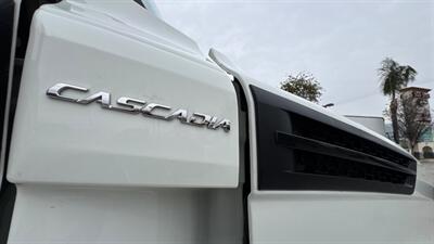 2020 Freightliner NEW CASCADIA  126 " BBC - Photo 37 - San Jacinto, CA 92583