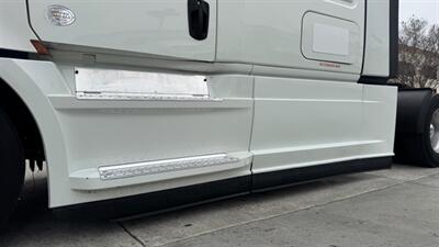 2020 Freightliner NEW CASCADIA  126 " BBC - Photo 28 - San Jacinto, CA 92583