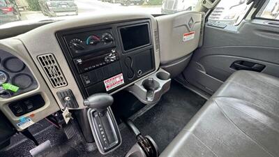 2019 International 4300 DuraStar - Photo 4 - San Jacinto, CA 92583