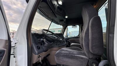 2012 Freightliner CASCADIA Semi-Trailer Truck  DAY CAB - Photo 3 - San Jacinto, CA 92583