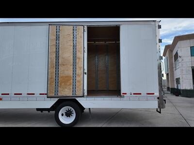 2018 Freightliner M2 106  MOVING TRUCK - Photo 21 - San Jacinto, CA 92583