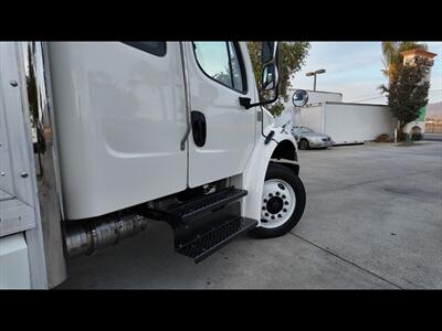 2018 Freightliner M2 106  MOVING TRUCK - Photo 38 - San Jacinto, CA 92583