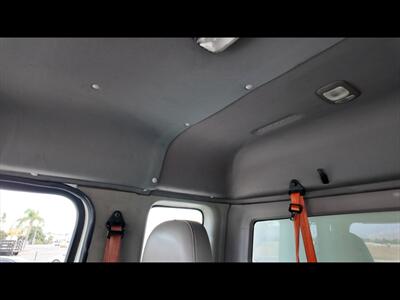 2018 Freightliner M2 106  MOVING TRUCK - Photo 8 - San Jacinto, CA 92583