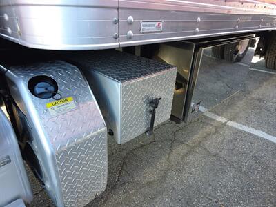 2016 Freightliner M2 106  26 ft BOX L X 94W X 107H - Photo 21 - San Jacinto, CA 92583