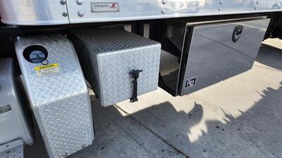 2016 Freightliner M2 106  26 ft BOX L X 94W X 107H - Photo 19 - San Jacinto, CA 92583