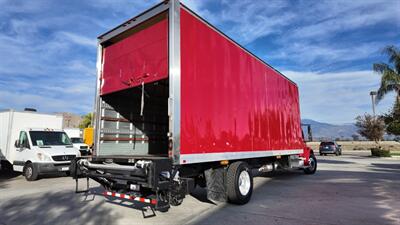 2016 Freightliner M2 106  26 ft BOX L X 94W X 107H - Photo 29 - San Jacinto, CA 92583