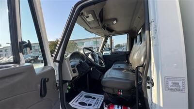2019 International 4300  26 ft BOX TRUCK - Photo 3 - San Jacinto, CA 92583