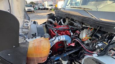 2019 International 4300  26 ft BOX TRUCK - Photo 24 - San Jacinto, CA 92583