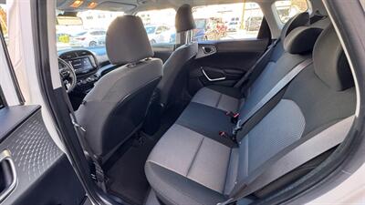 2025 Kia Soul LX   - Photo 7 - San Jacinto, CA 92583