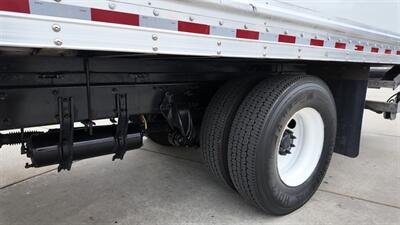 2018 Freightliner M2 106  26 ft BOX TRUCK - Photo 20 - San Jacinto, CA 92583