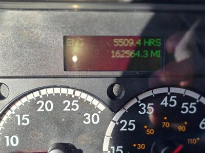 2019 Freightliner M2 106  26 ft BOX TRUCK - Photo 3 - San Jacinto, CA 92583