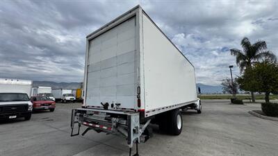 2019 Freightliner M2 106  26 ft BOX TRUCK - Photo 19 - San Jacinto, CA 92583