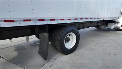 2019 Freightliner M2 106  26 ft BOX TRUCK - Photo 21 - San Jacinto, CA 92583