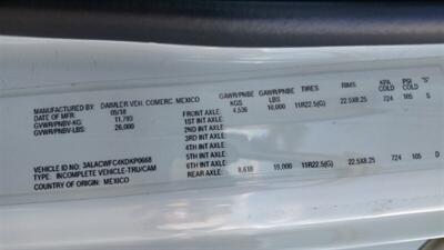2019 Freightliner M2 106  26 ft BOX TRUCK - Photo 11 - San Jacinto, CA 92583