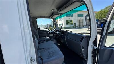 2020 Isuzu NPR 18FT  Refrigerated Truck - Photo 15 - San Jacinto, CA 92583