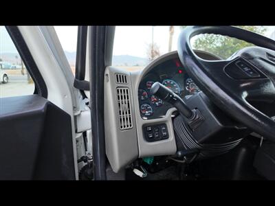 2018 International 4300  CUMMINS ENGINE - Photo 15 - San Jacinto, CA 92583