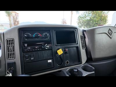 2018 International 4300  CUMMINS ENGINE - Photo 12 - San Jacinto, CA 92583