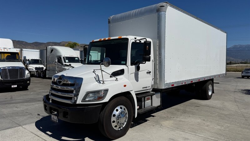 2019 &laquo;make&raquo; HINO 268  26 FT BOX TRUCK