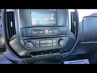 2018 Chevrolet Silverado 2500 Work Truck  4X4 Flex Fuel - Photo 8 - San Jacinto, CA 92583