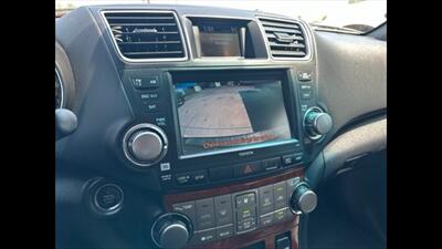 2012 Toyota Highlander Limited   - Photo 10 - San Jacinto, CA 92583